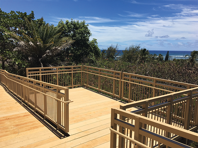 Paseo Marítimo Elevado en Hawaii, Tablón Dynaplank para Paseo Marítimo, Plástico Reforzado con Fibra de Vidrio, "F R P"